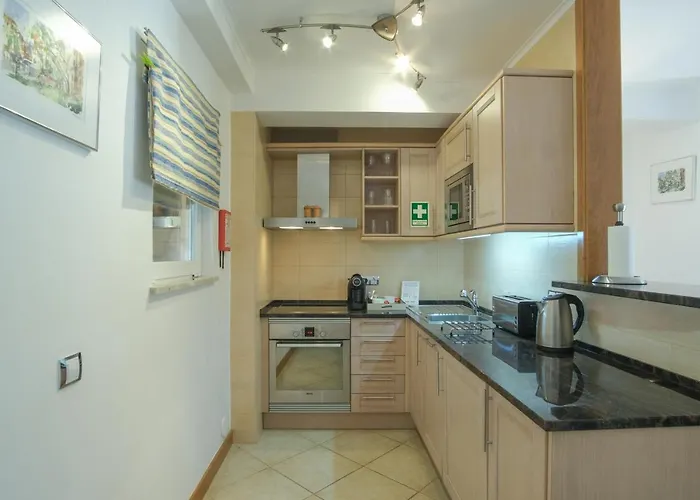 Cristo - Plum アパート *