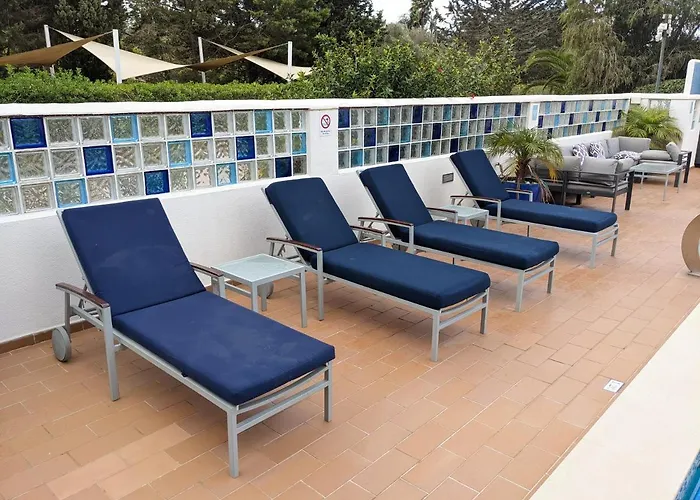 Cristo - Plum 公寓 *