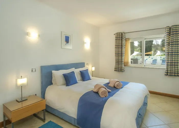 Cristo - Plum 公寓